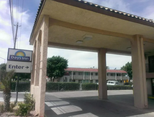 Days Inn by Wyndham Kingman East hotel detail image 4