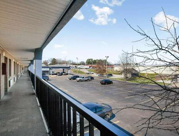 Hotel O Columbia Downtown near I-65 hotel detail image 1