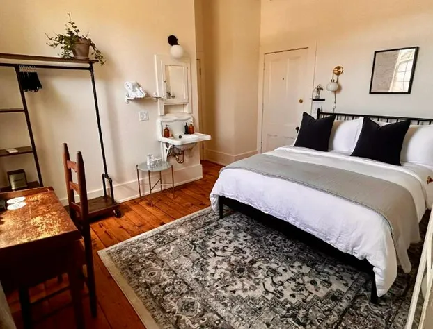 Imperial Hotel + Restaurant hotel detail image 3