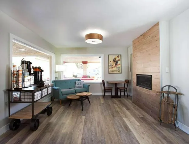 Econo Lodge Inn & Suites Durango hotel detail image 4