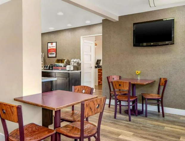 Econo Lodge Inn & Suites Durango hotel detail image 3
