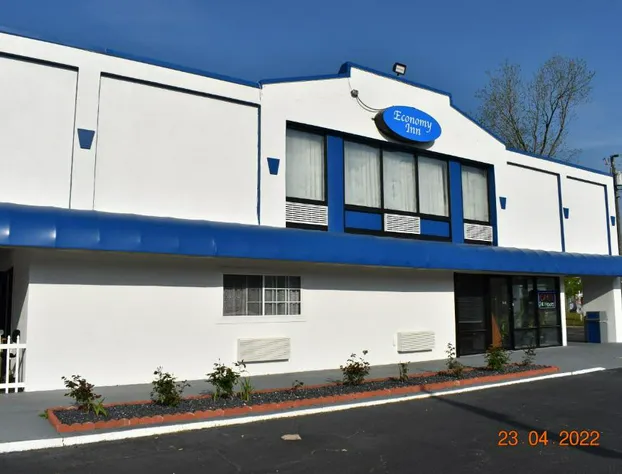 Economy Inn hotel detail image 4