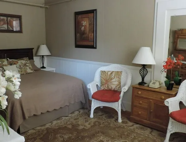 Café Drydock & Inn hotel detail image 3