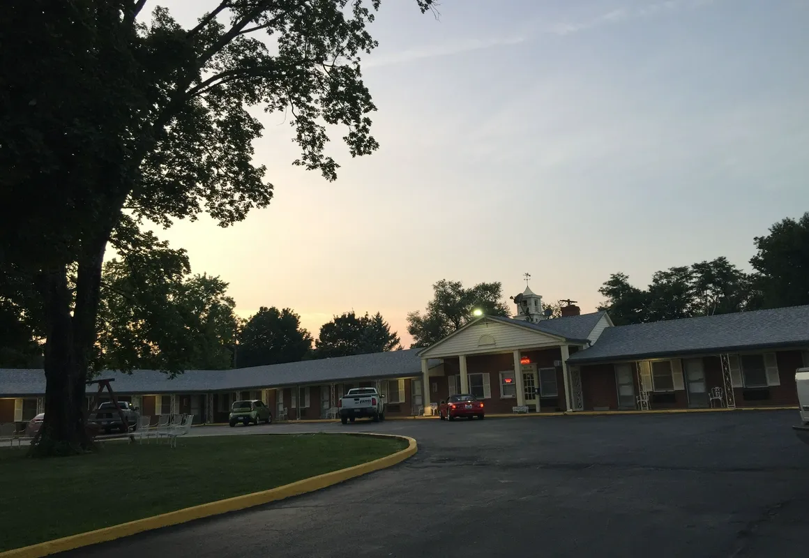 Old Kentucky Home Motel hotel hero