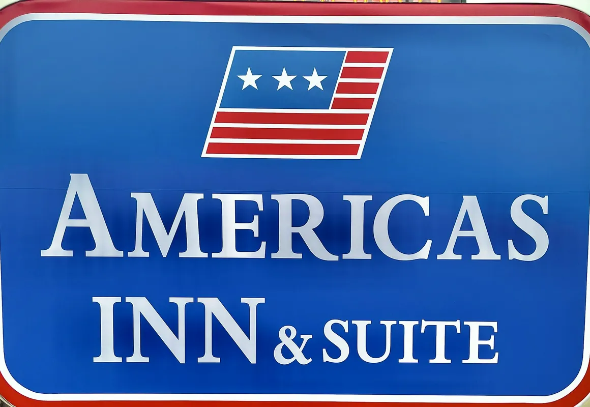 Americas Inn and Suite hotel hero