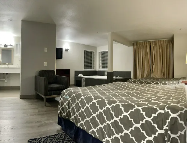 Americas Inn and Suite hotel detail image 3