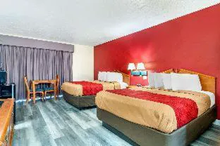 Perry Inn & Suites National Fairground I 75 hotel detail image 1
