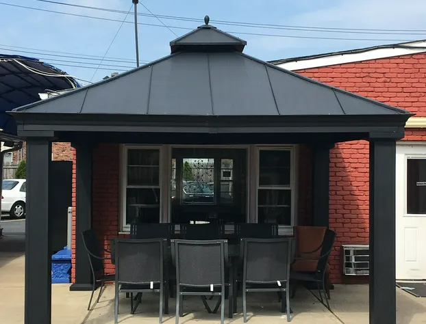 Travelodge by Wyndham Bay Shore Long Island hotel detail image 1