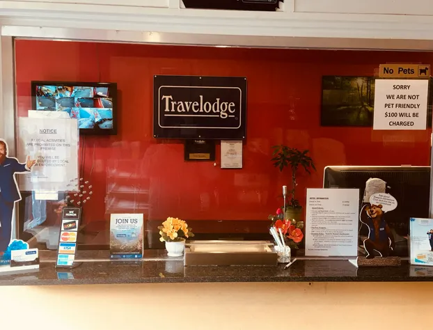 Travelodge by Wyndham Bay Shore Long Island hotel detail image 4