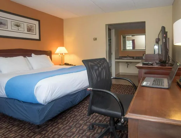 Colonnade Inn hotel detail image 4