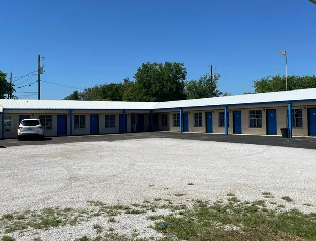 Relax Inn Goldthwaite hotel detail image 2