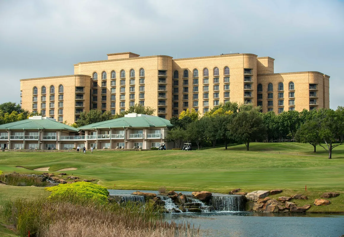 Four Seasons Resort & Club Dallas at Las Colinas hotel hero