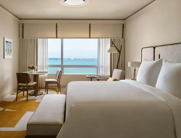 Four Seasons Hotel Miami hotel detail image 1