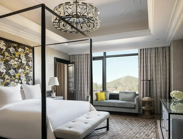 Four Seasons Hotel Los Angeles at Westlake Village hotel detail image 4