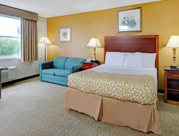 Methuen Inn and Conference Center hotel detail image 4