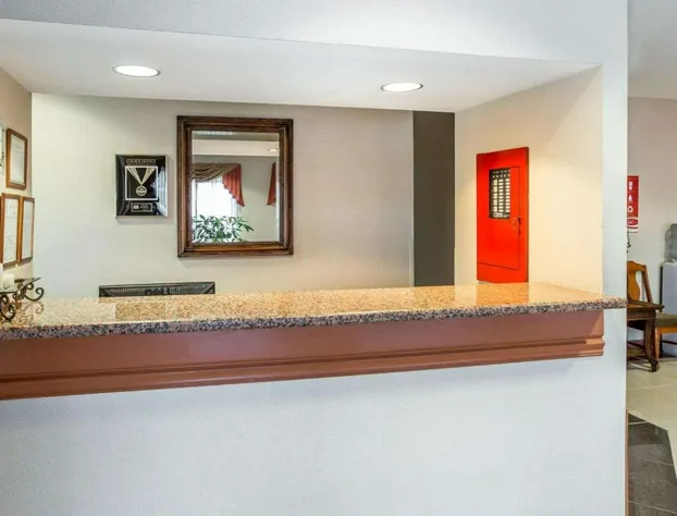 Econo Lodge Brunswick Travel Center hotel detail image 3