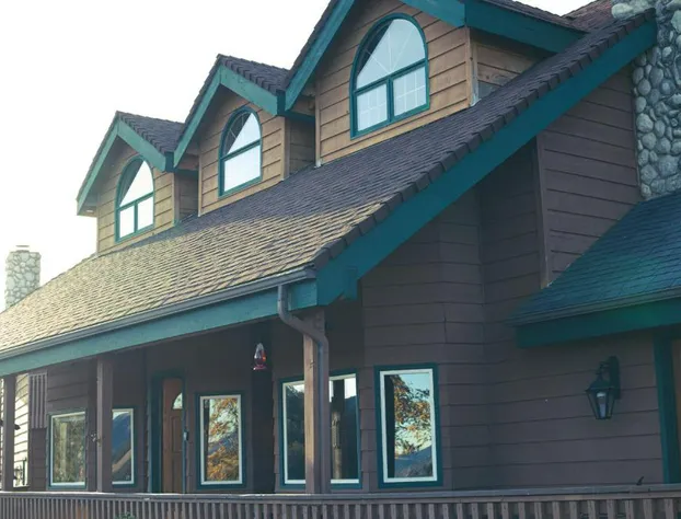 Tucker Peak Lodge hotel detail image 3