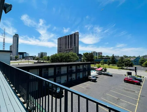 Fairway Inn by the Falls hotel detail image 2