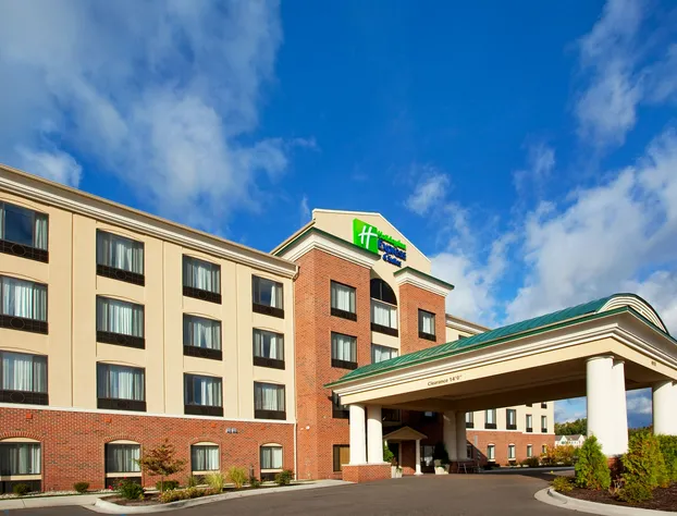Holiday Inn Express Hotel & Suites Detroit - Utica by IHG hotel detail image 1