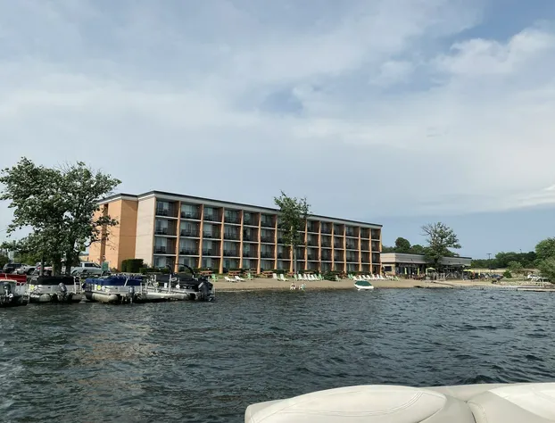 Holiday Inn Detroit Lakes by IHG hotel detail image 4