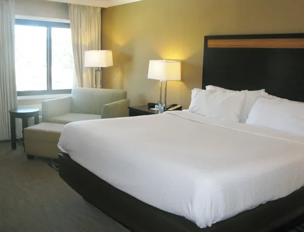 DoubleTree by Hilton Downtown Concord hotel detail image 3