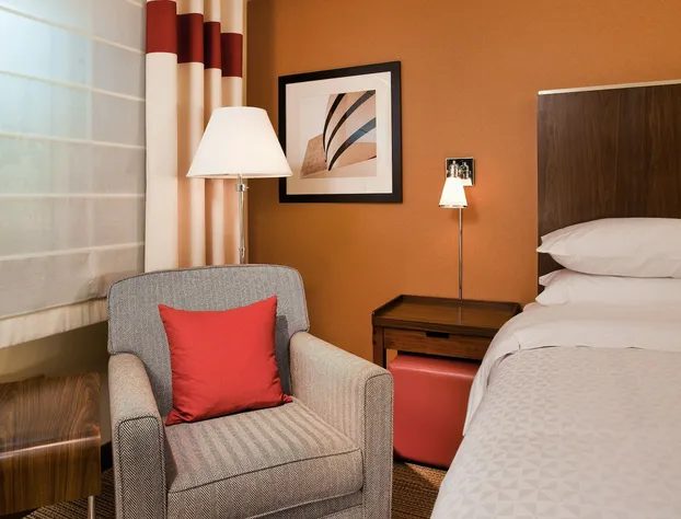 Four Points by Sheraton Cleveland Airport hotel detail image 2