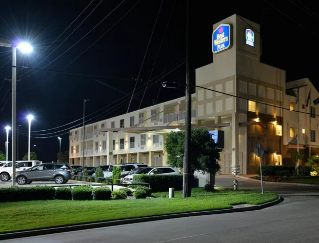 Best Western Plus Rockwall Inn & Suites hotel detail image 1