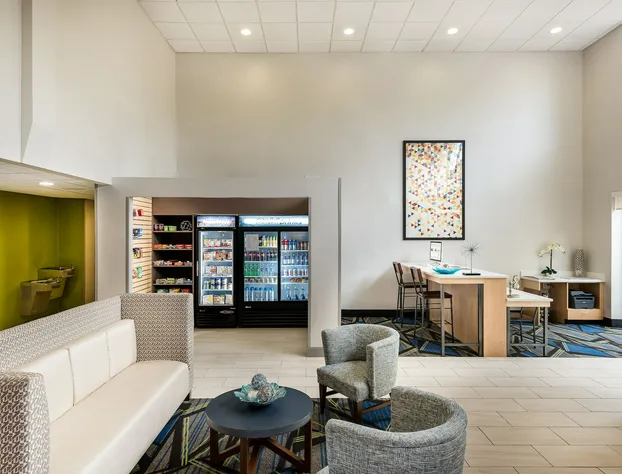 Holiday Inn Express & Suites Charlotte Arpt-Belmont by IHG hotel detail image 1