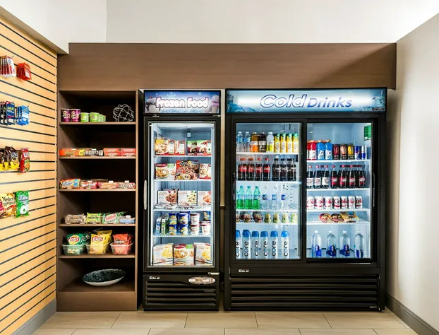 Holiday Inn Express & Suites Charlotte Arpt-Belmont by IHG hotel detail image 2