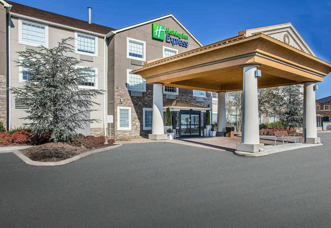 Holiday Inn Express & Suites Alcoa (Knoxville Airport) by IHG hotel hero