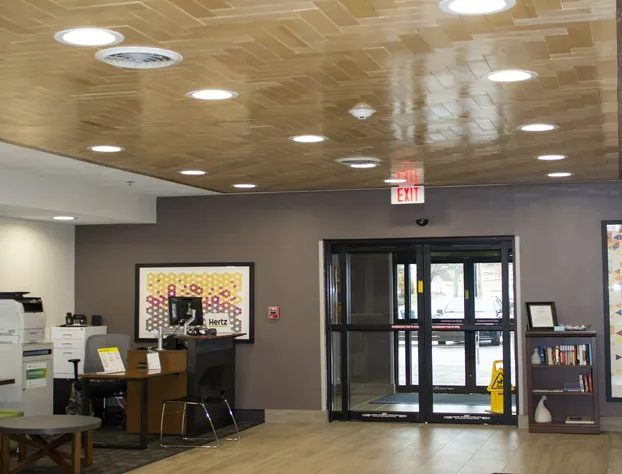 Holiday Inn Express Winfield by IHG hotel detail image 4