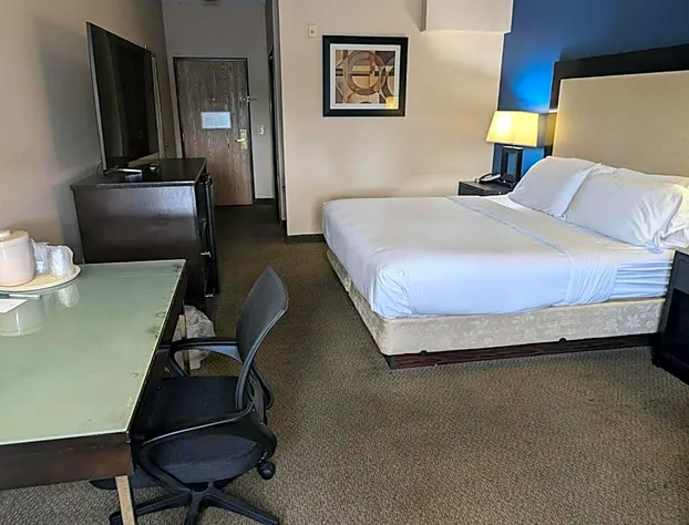 Wingate by Wyndham Ashland hotel detail image 4