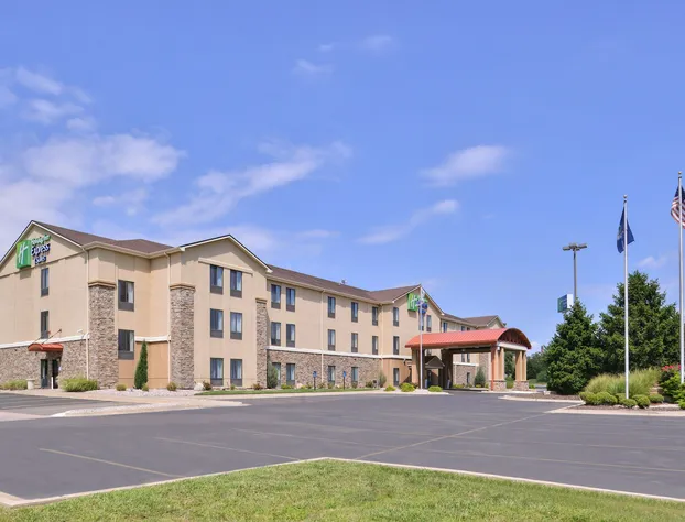 Holiday Inn Express & Suites Topeka West I-70 Wanamaker by IHG hotel detail image 1