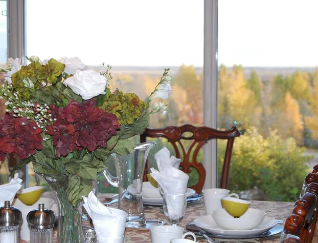 The Stone Gate Inn Bed & Breakfast hotel detail image 2