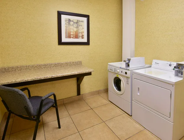 Holiday Inn Express & Suites Wauseon by IHG hotel detail image 4