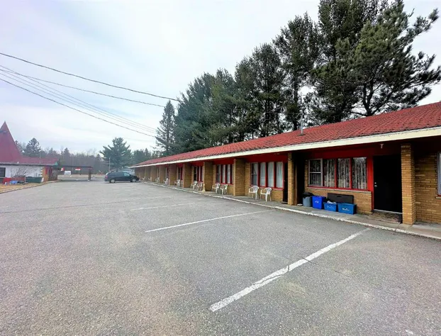 Red Top Motor Inn hotel detail image 4