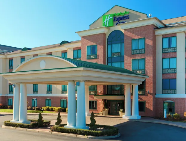 Holiday Inn Express Hotel & Suites Warwick-Providence (Arpt) by IHG hotel detail image 1
