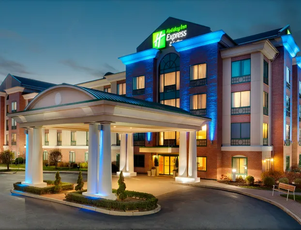 Holiday Inn Express Hotel & Suites Warwick-Providence (Arpt) by IHG hotel detail image 1