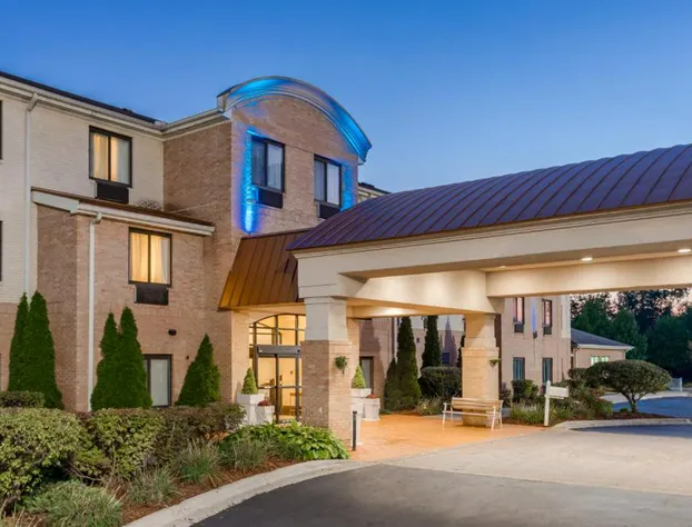 Holiday Inn Express Hotel & Suites Canton by IHG hotel detail image 2