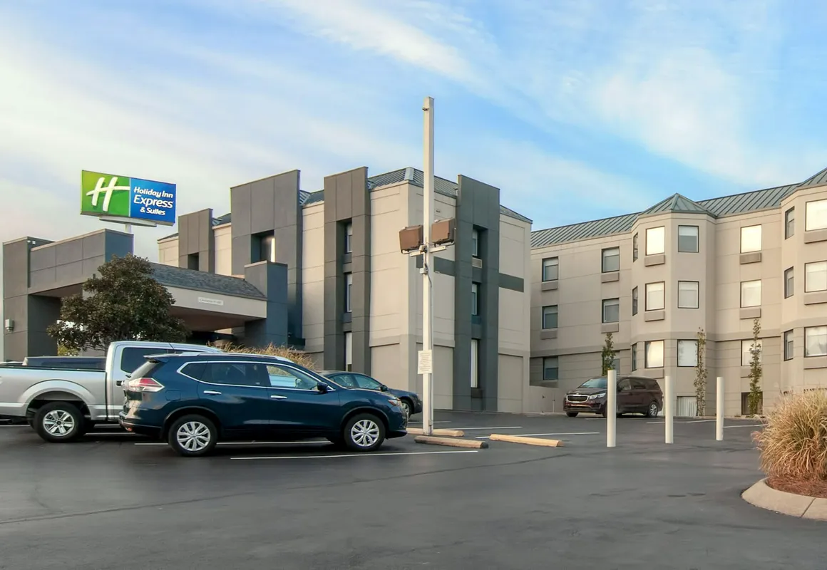 Holiday Inn Express Hotel & Suites Spence Lane by IHG hotel hero