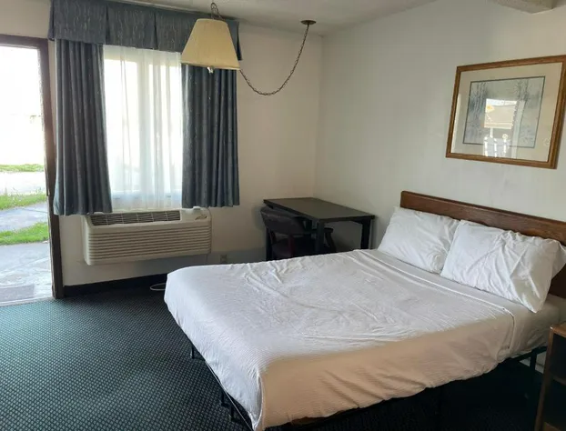 Landmark Inn hotel detail image 4