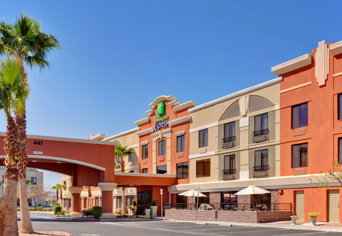 Holiday Inn Express Hotel & Suites Henderson by IHG hotel hero