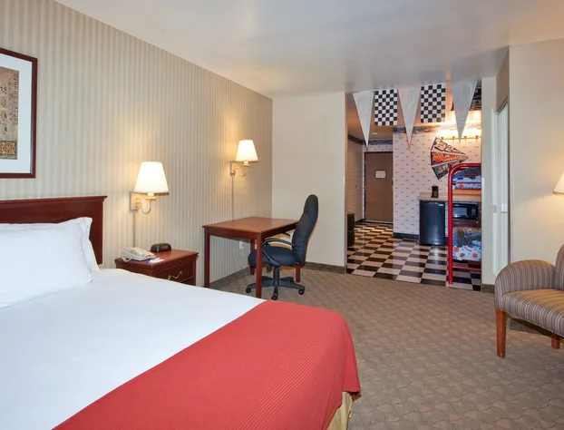 Holiday Inn Express Hotel & Suites Henderson by IHG hotel detail image 4