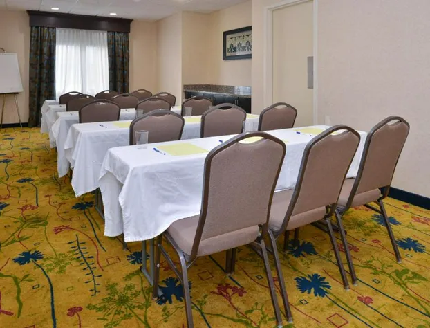 Hampton Inn & Suites Cathedral City hotel detail image 1