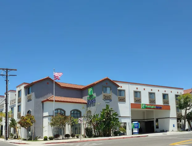 Holiday Inn Express Hotel & Suites Hermosa Beach by IHG hotel detail image 2