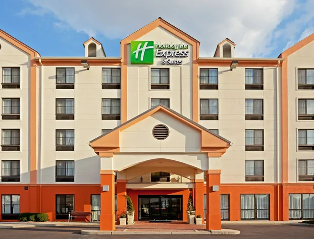 Holiday Inn Express Hotel & Suites Meadowlands Area by IHG hotel detail image 1