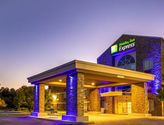 Holiday Inn Express Hotel & Suites Salisbury - Delmar by IHG hotel detail image 1