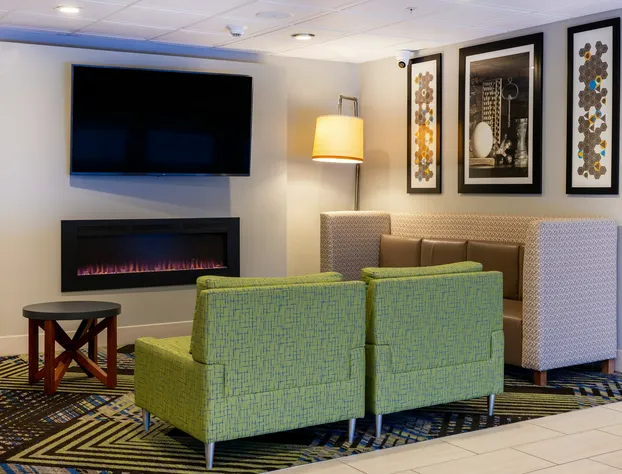 Holiday Inn Express Hotel & Suites Salisbury - Delmar by IHG hotel detail image 2