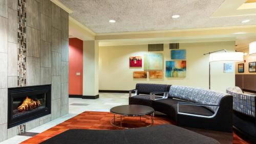 Holiday Inn Express Hotel & Suites North Seattle - Shoreline, an IHG Hotel hotel detail image 1