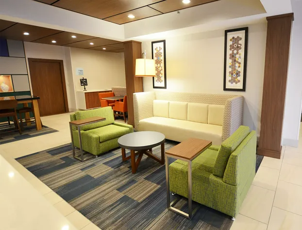 Holiday Inn Express Pittsburgh-Bridgeville by IHG hotel detail image 3